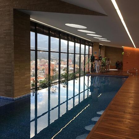 Hotel Enjoy In Bogotá Esterno foto