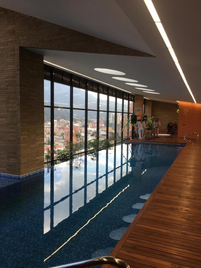 Hotel Enjoy In Bogotá Esterno foto