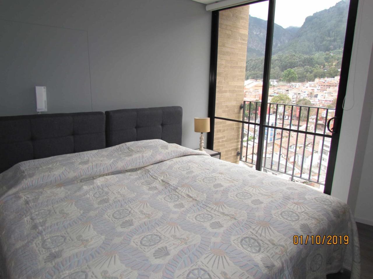 Hotel Enjoy In Bogotá Esterno foto