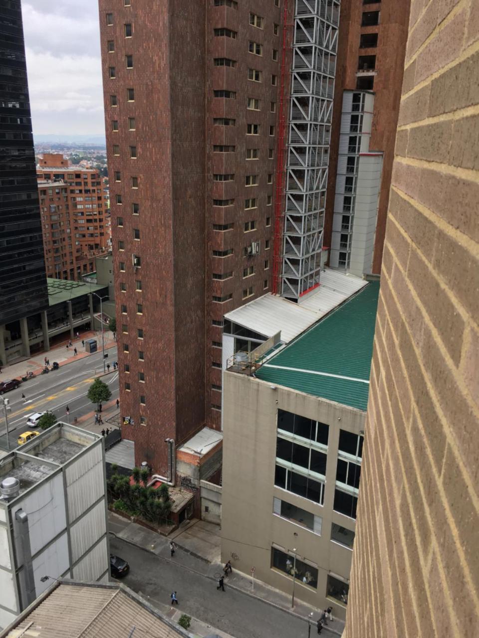 Hotel Enjoy In Bogotá Esterno foto