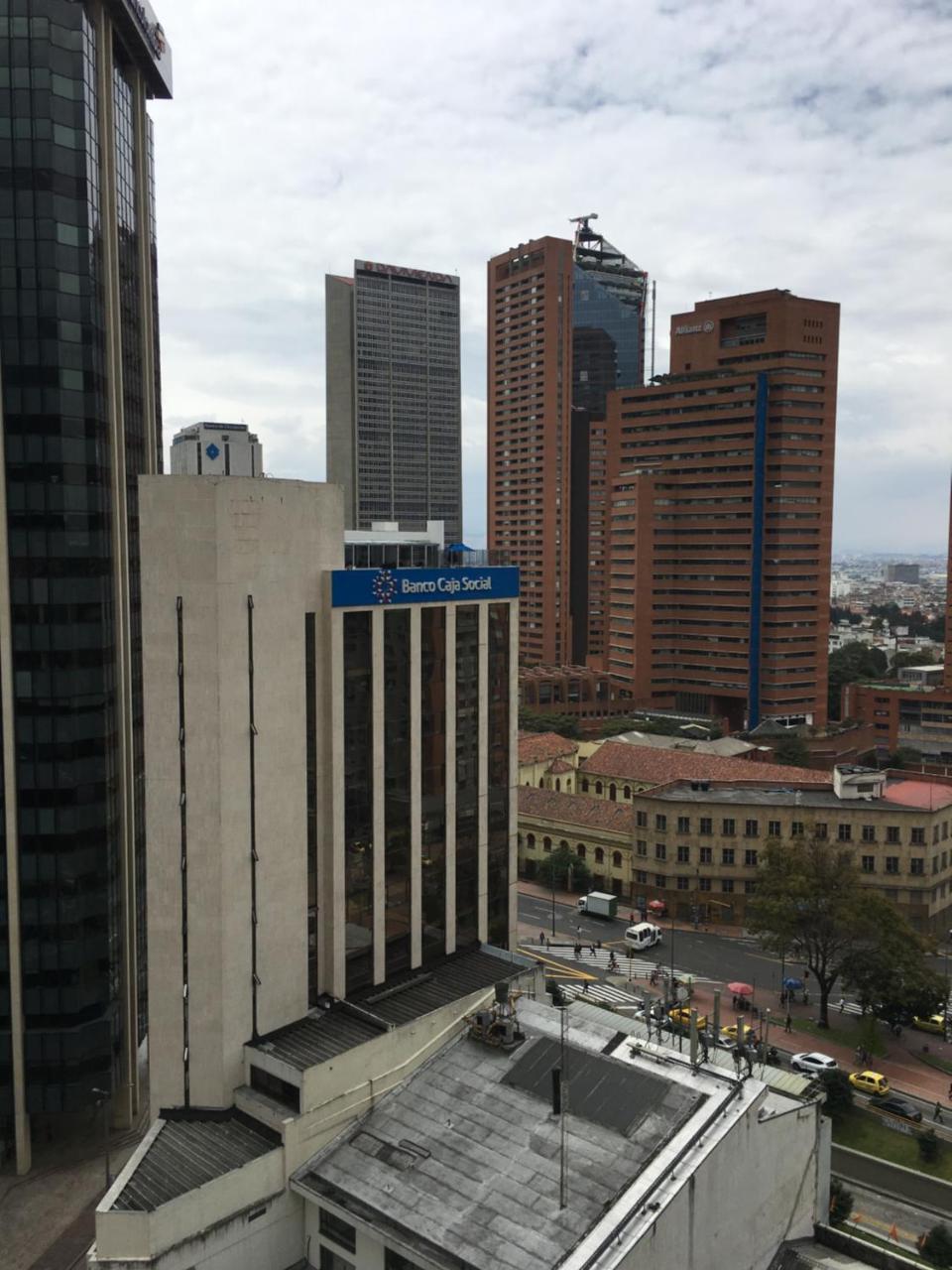 Hotel Enjoy In Bogotá Esterno foto