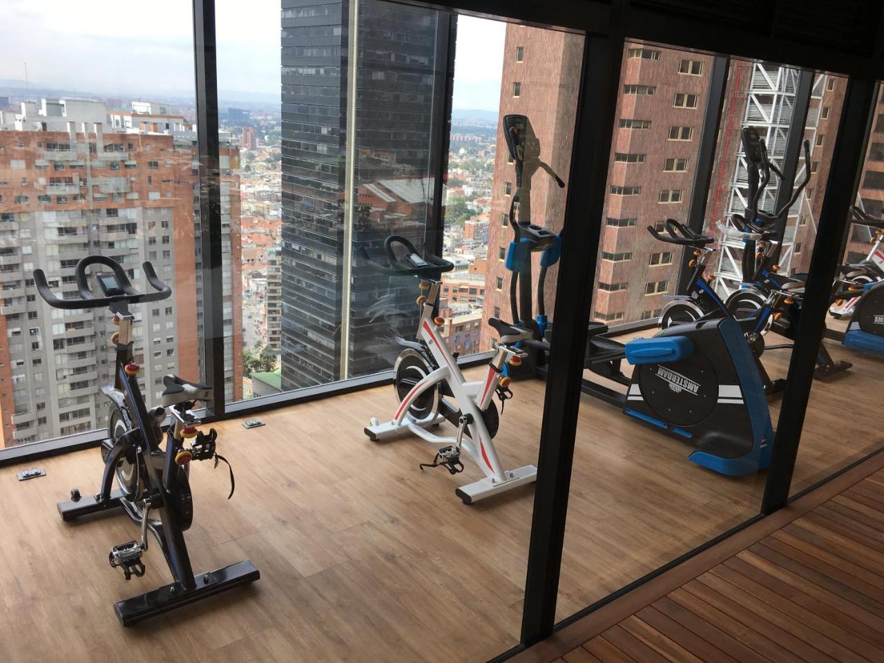 Hotel Enjoy In Bogotá Esterno foto
