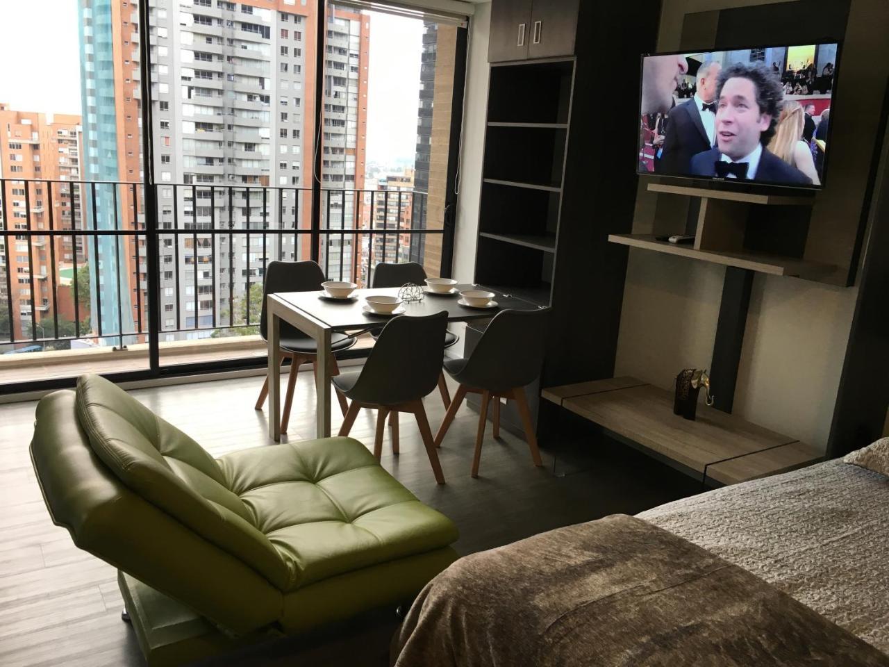 Hotel Enjoy In Bogotá Esterno foto